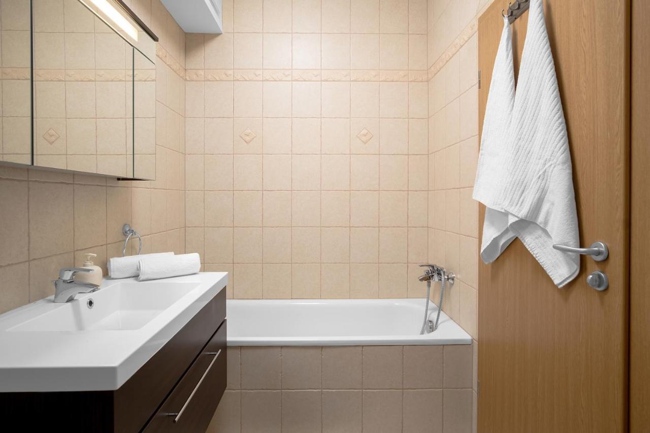 Mf Villa Azur Wellness Apartment Siófok Extérieur photo