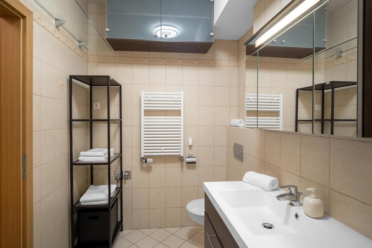 Mf Villa Azur Wellness Apartment Siófok Extérieur photo