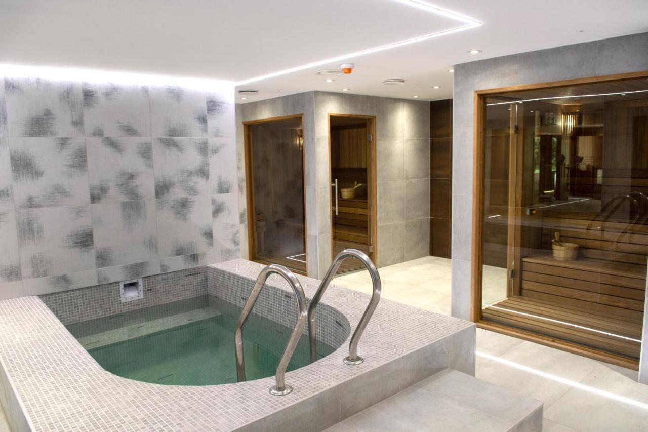 Mf Villa Azur Wellness Apartment Siófok Extérieur photo